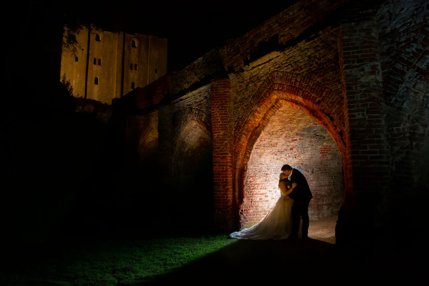 Hedingham-Castle-Bridge